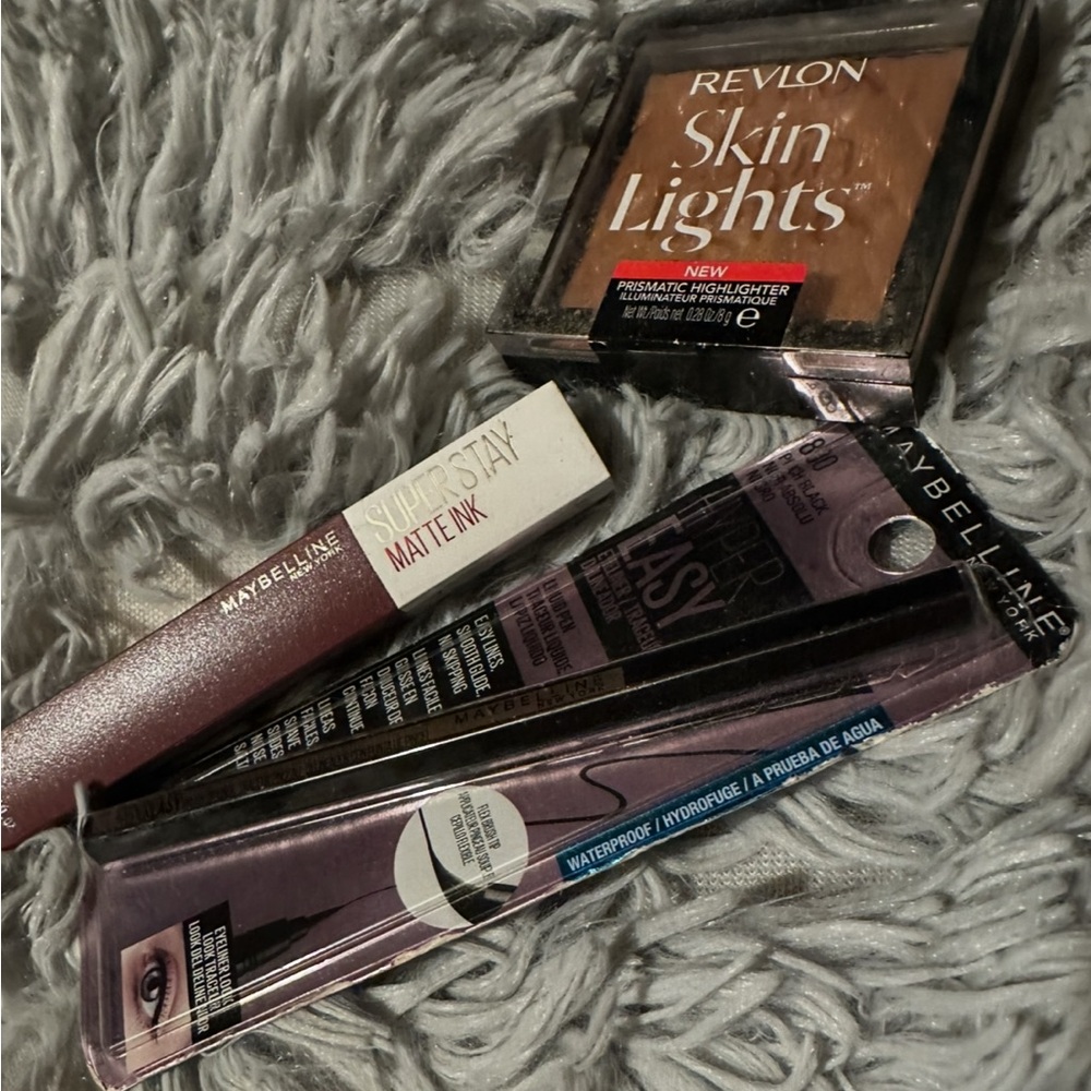 Revlon Skin Lights Prismatic Highlighter - Shimmering Gold